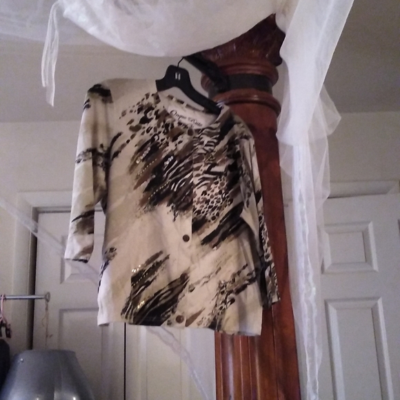 Blouse - Picture 3 of 4